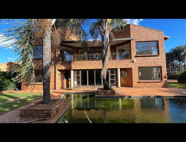 4 BEDROOM HOUSE FOR SALE IN MEYERSDAL
